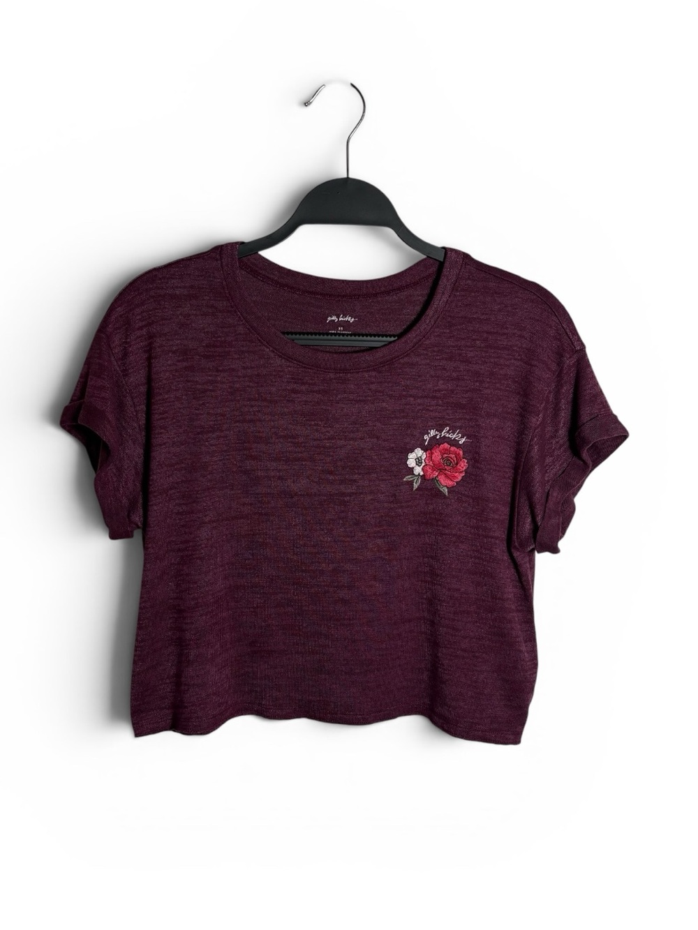 Gilly Hicks Burgundy/ Purple Cropped Cap Sleeve Tee Shirt Top w/Rose Embroidery